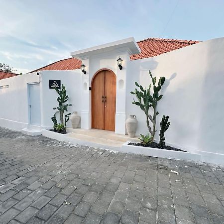 Amerta Villa Seminyak エクステリア 写真
