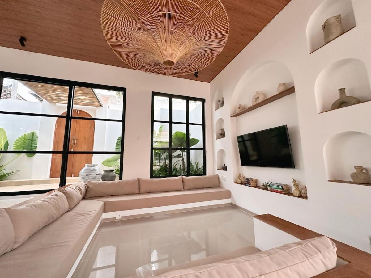 Amerta Villa Seminyak エクステリア 写真